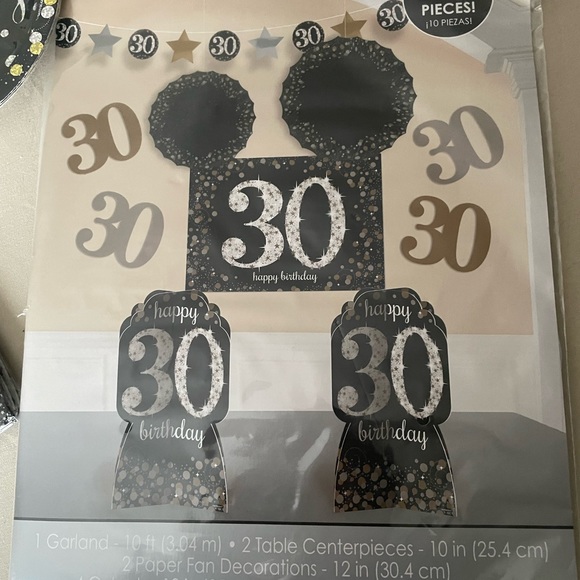 NWT unopened 30th birthday decorations - Picture 5 of 5